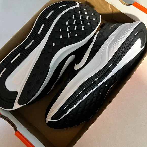 Nike Run Swift Running Shoes - Picture 4 of 5